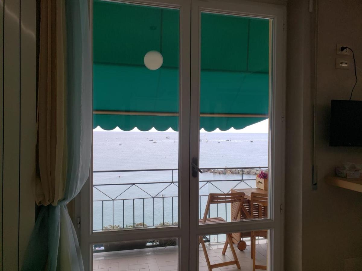 Cinqueterreblu Lungomarenostro Leilighet Monterosso al Mare Eksteriør bilde